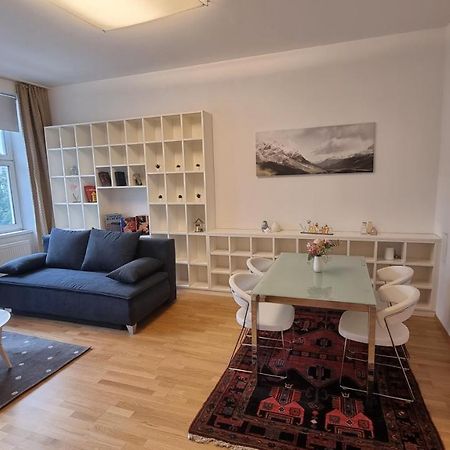 Sunny Apartment Next To Metro 1Br 维也纳 外观 照片