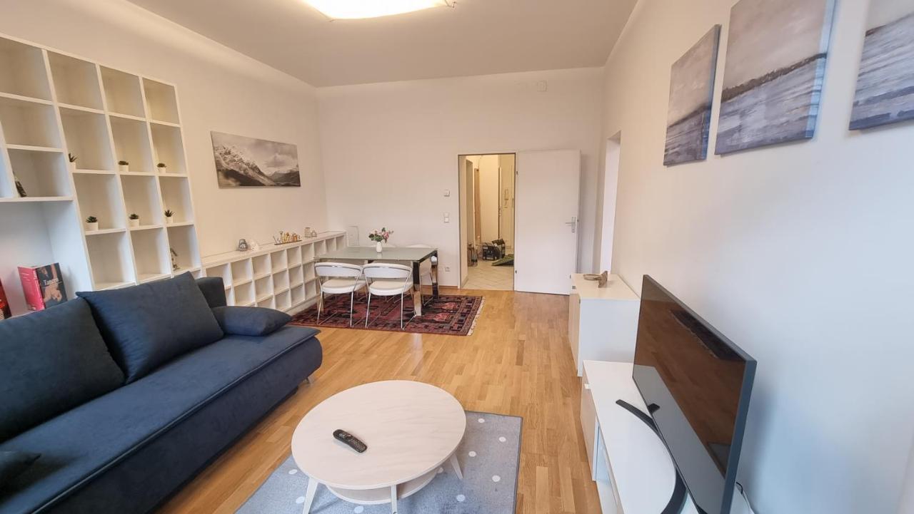 Sunny Apartment Next To Metro 1Br 维也纳 外观 照片