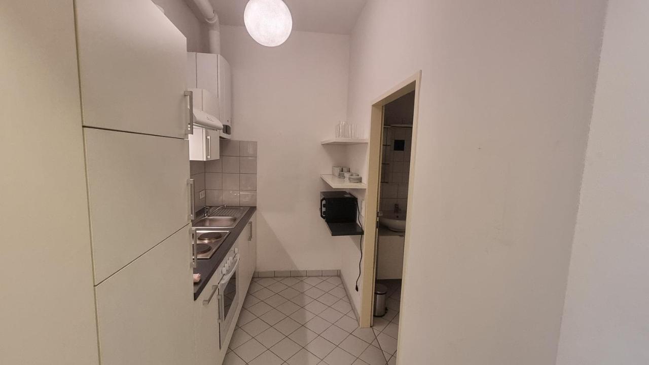 Sunny Apartment Next To Metro 1Br 维也纳 外观 照片